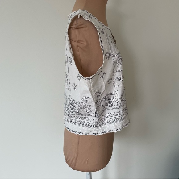 Scarlett Poppies Vintage Vouge White Embroidered Sleeveless Scallop Hem Top Sz S - Picture 5 of 11